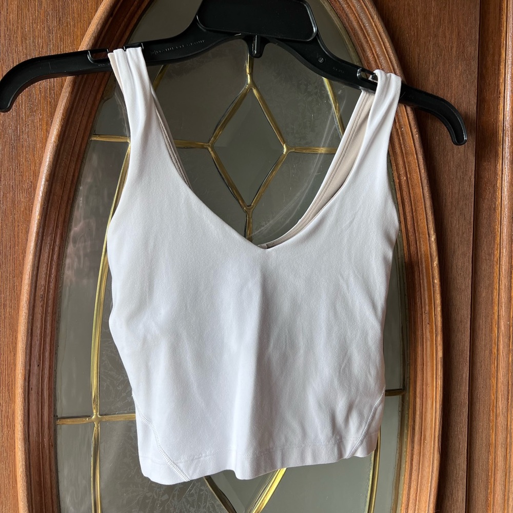 Lululemon tank